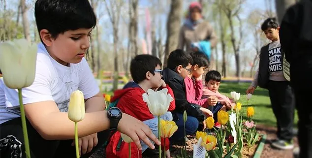 5. ÇOCUK LALE ŞENLİĞİNİN SON GÜNÜNDEYİZ